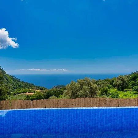 2 Bedroom Private With Infinity Pool And Sea View